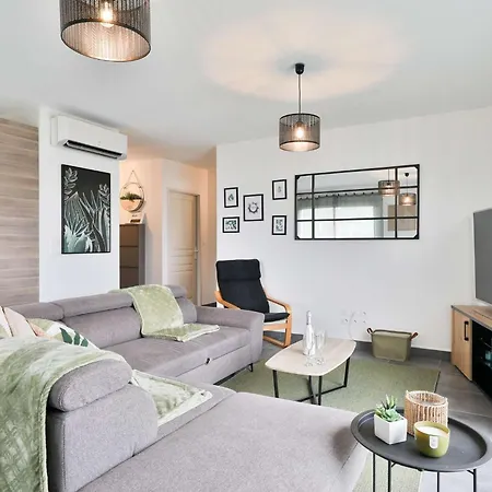 Maison Cosy Avec Piscine 8 Pers Parentis-en-Born